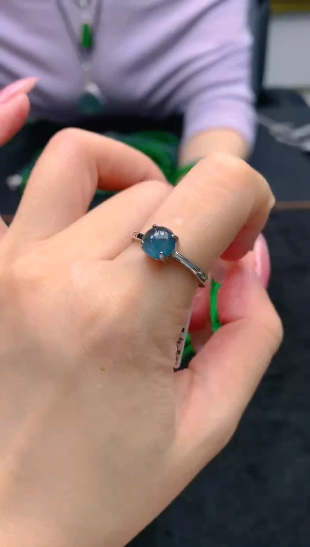 翡翠未镶嵌颈饰天然A货翡翠