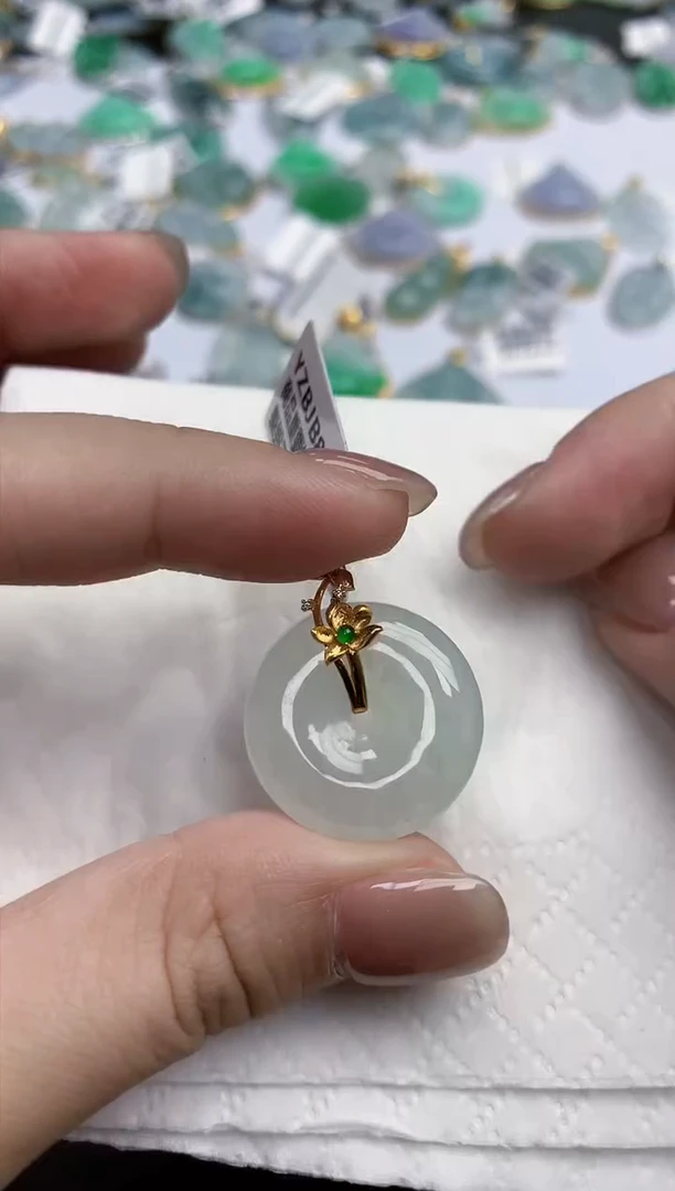 【闪购商品】翡翠颈饰18K金镶嵌天然缅甸翡翠A货