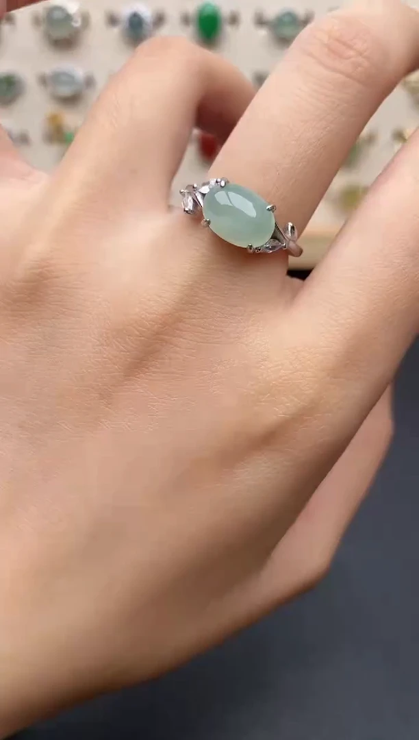 【闪购商品】翡翠戒指银S925镶嵌一物一证一礼盒