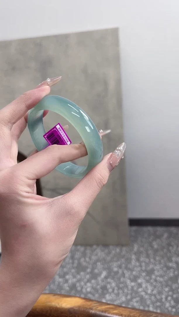 【闪购商品】玛瑙/玉髓手镯未镶嵌61-62圈 宽胎