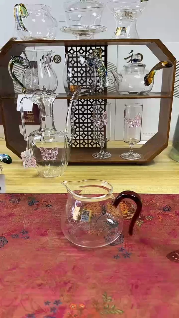 晶悦茶海琥珀。。。。。