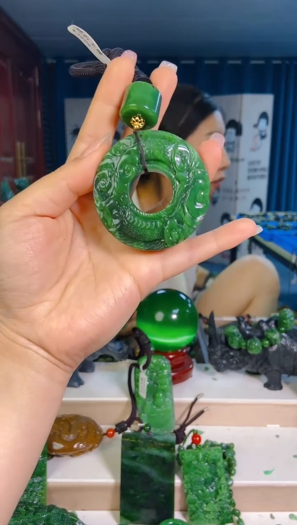 和田玉未镶嵌挂件1