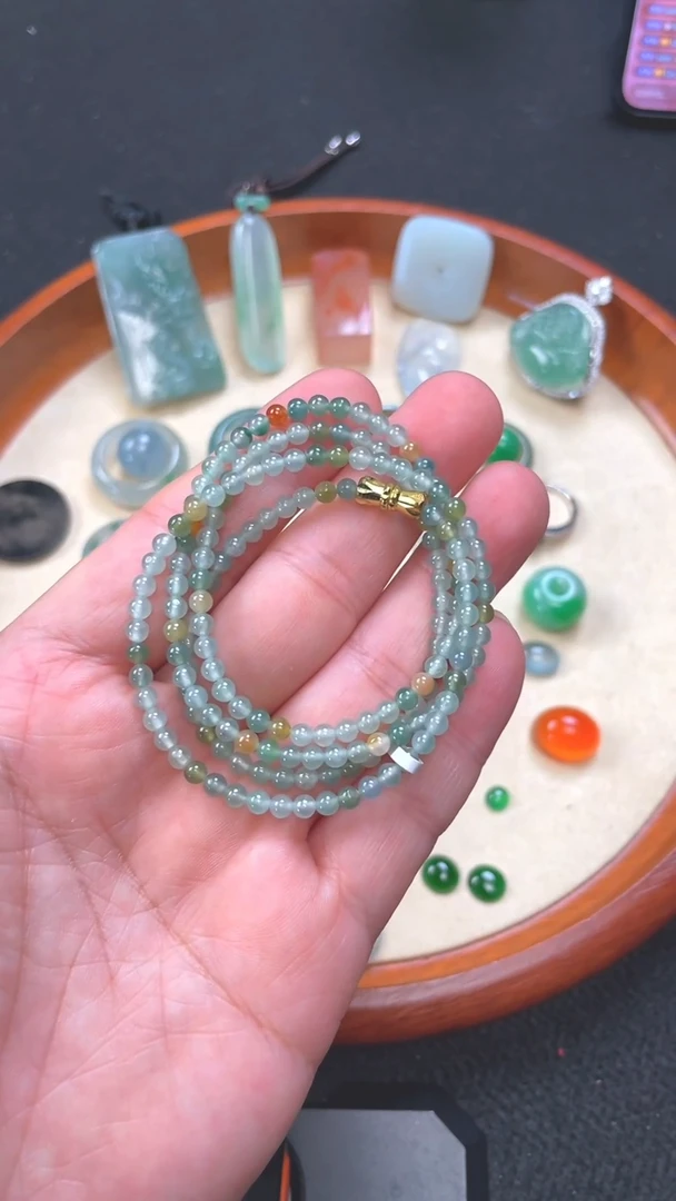 未镶嵌手串翡翠L***。3.5mm冰种晴底多圈手串/杜