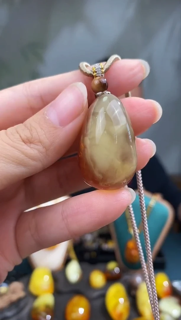 裸石琥珀未镶嵌 基地发货 一物一证 顺丰包邮