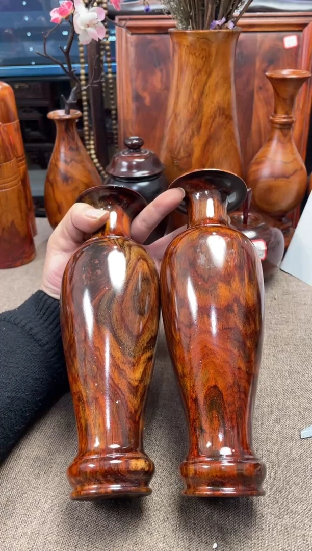 【闪购商品】黄花梨/降香黄檀木艺酸枝对瓶12/23.3