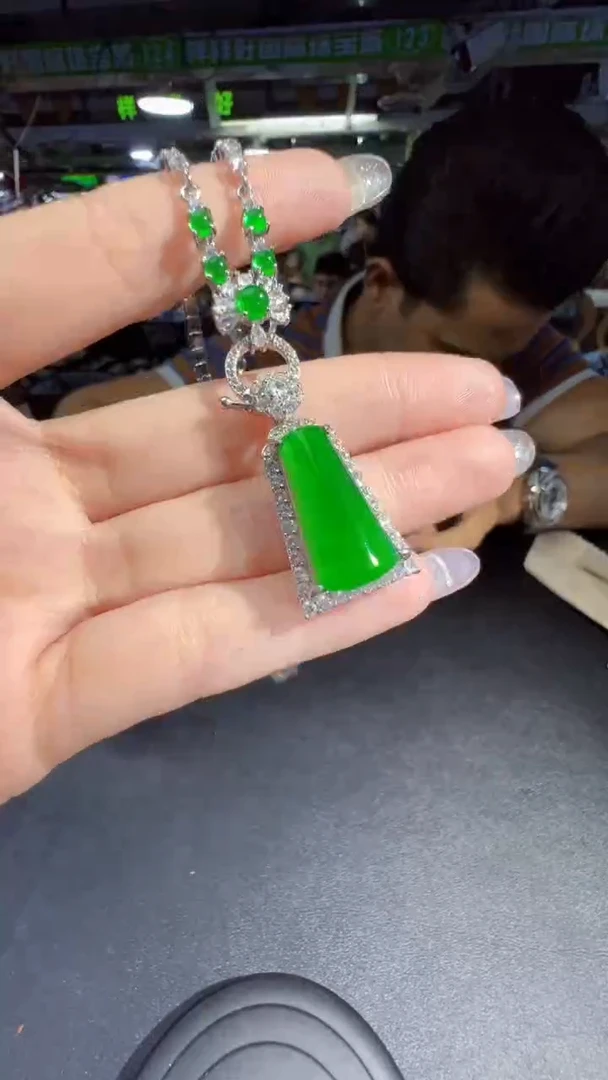 定制翡翠未镶嵌无事牌商品多样性发货1