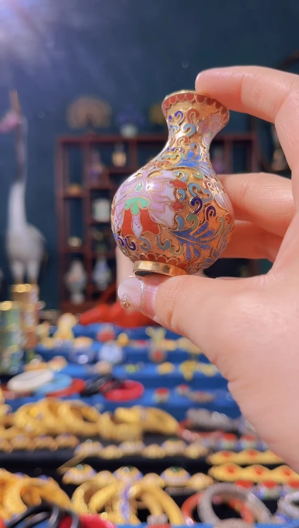 【闪购商品】非遗技艺 景泰蓝金地小瓶