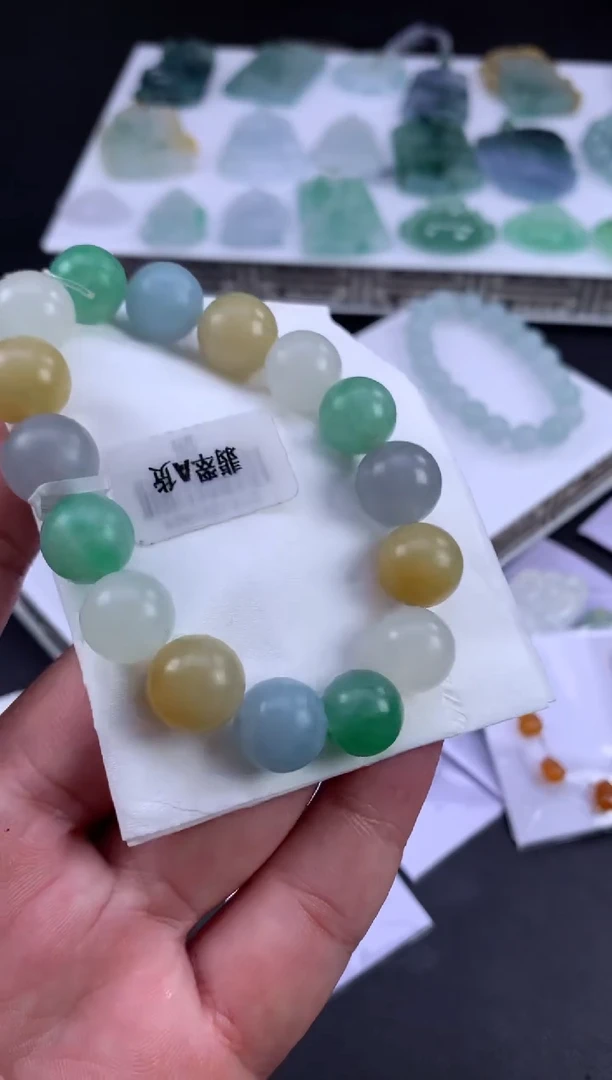 未镶嵌定制翡翠花*翡翠