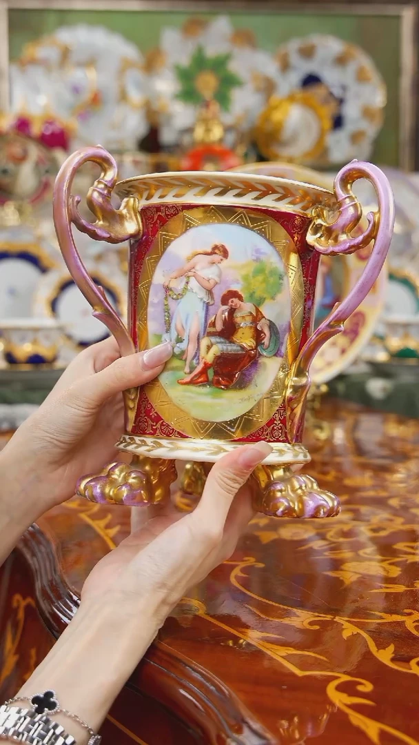 摆件米多家中古瓷器如图所示82