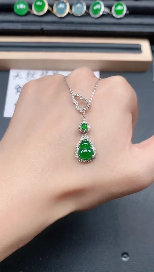 翡翠戒指银S925镶嵌111