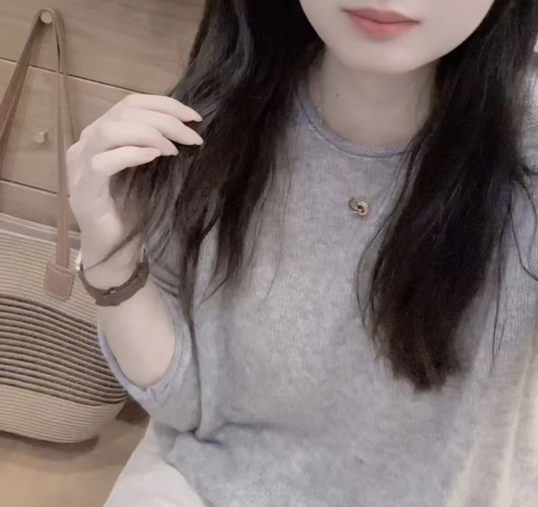 七言家巨好看！灰色小贝壳软糯卷边毛衣