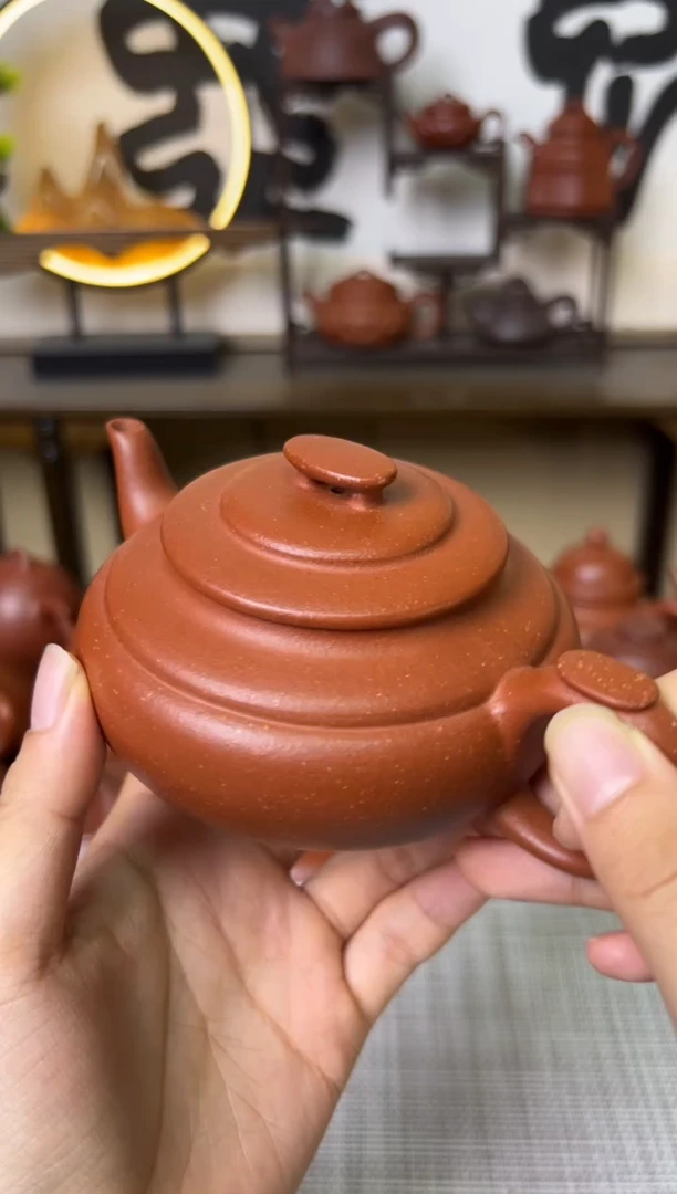 茶壶段泥红降坡上新桥紫砂壶240CC-甘来兵