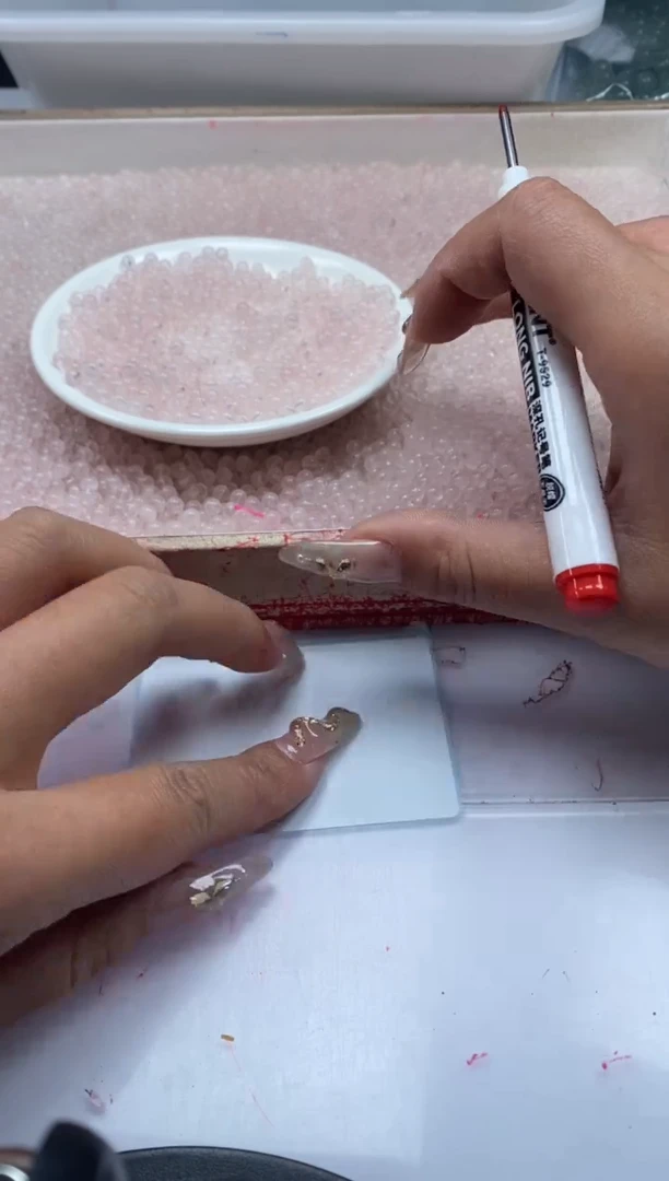 【闪购商品】玛瑙/玉髓颈饰未镶嵌w593粉水晶4mm*100颗