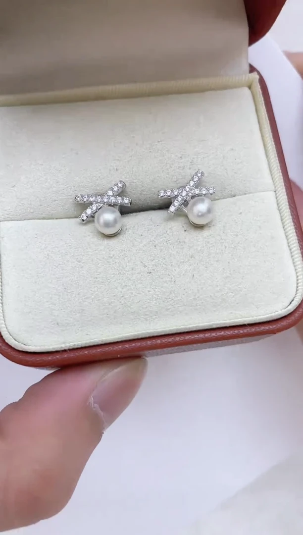 银S925镶嵌海水珍珠耳饰