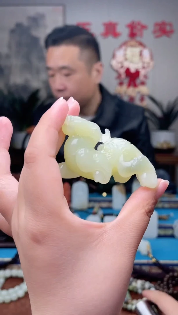 和田玉未镶嵌挂件1