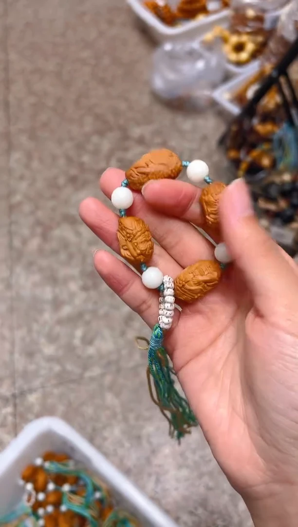 吊坠橄榄核橄榄核雕刻  不看手捻