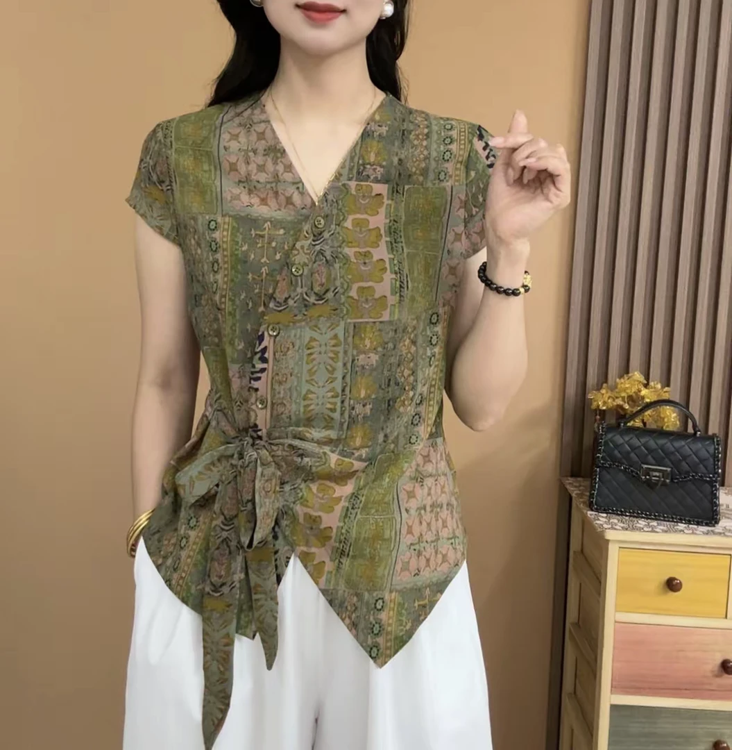 2025夏季新款时尚不规则洋气短袖气质百搭V领显瘦开衫扣上衣25725