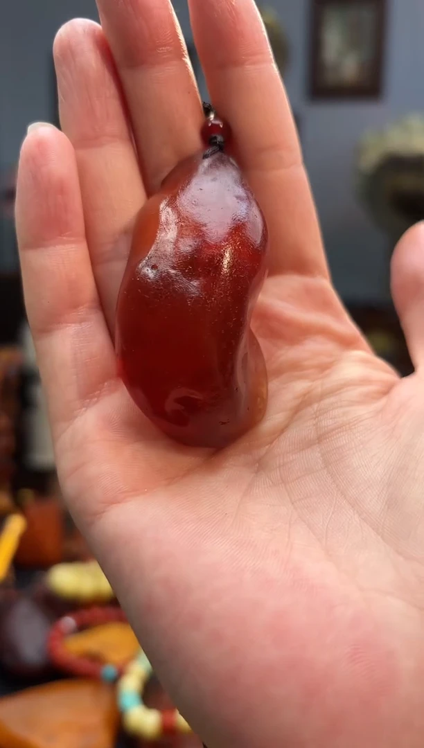 琥珀颈饰未镶嵌吊坠