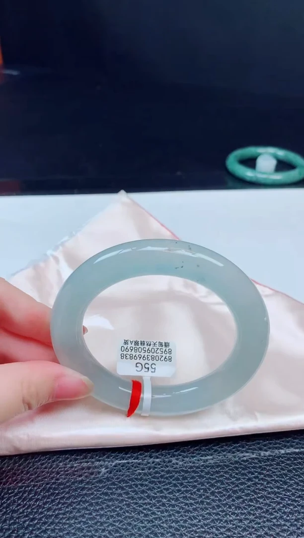 翡翠手镯未镶嵌缅甸天然翡翠A货手镯