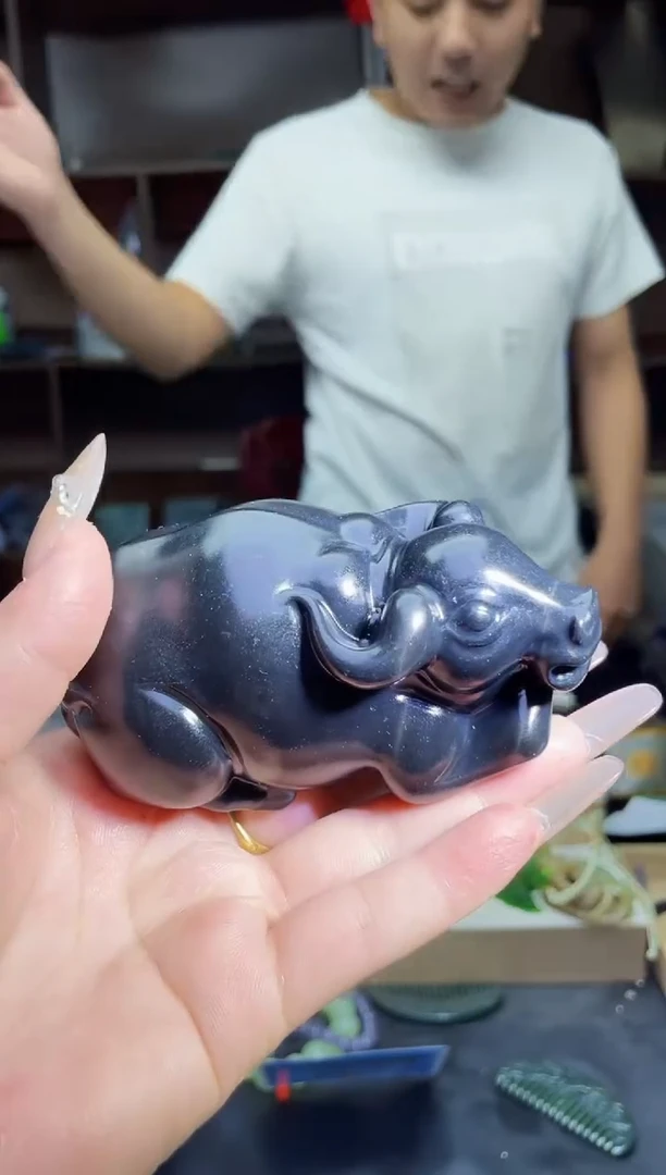 和田玉未镶嵌颈饰1