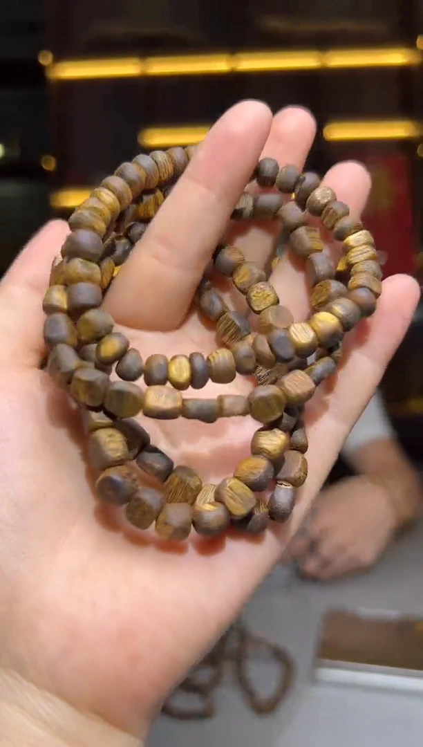 沉香碎屑沉香735号张勺子随形留疤06单圈配碎屑香粉多样性发一5