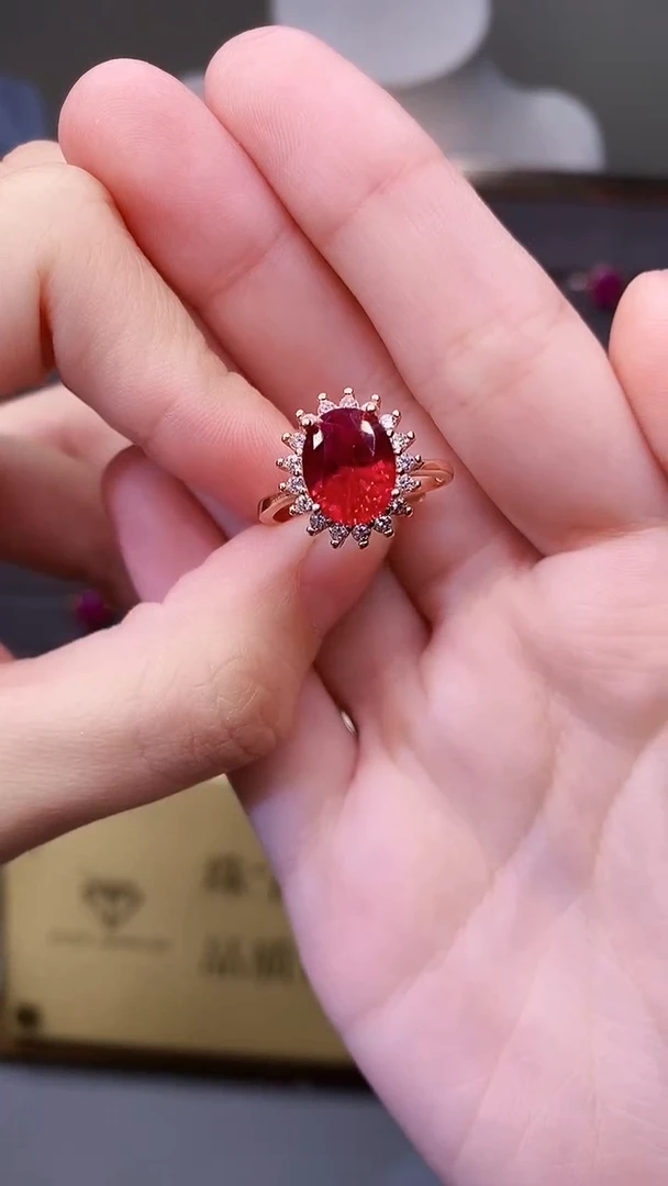 银S925镶嵌戒指红宝石80