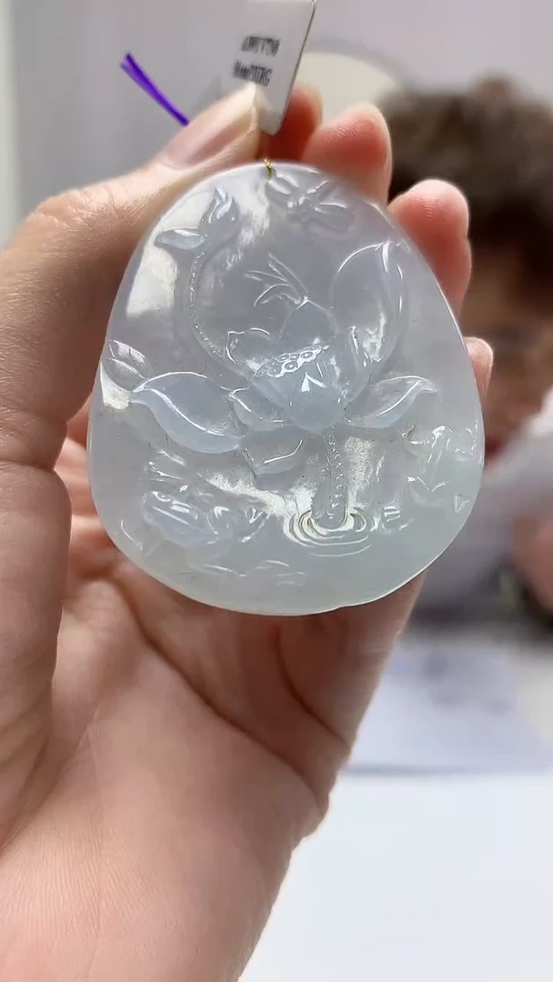 【闪购商品】定制翡翠未镶嵌4868zm-毛货挂件138荷叶鱼