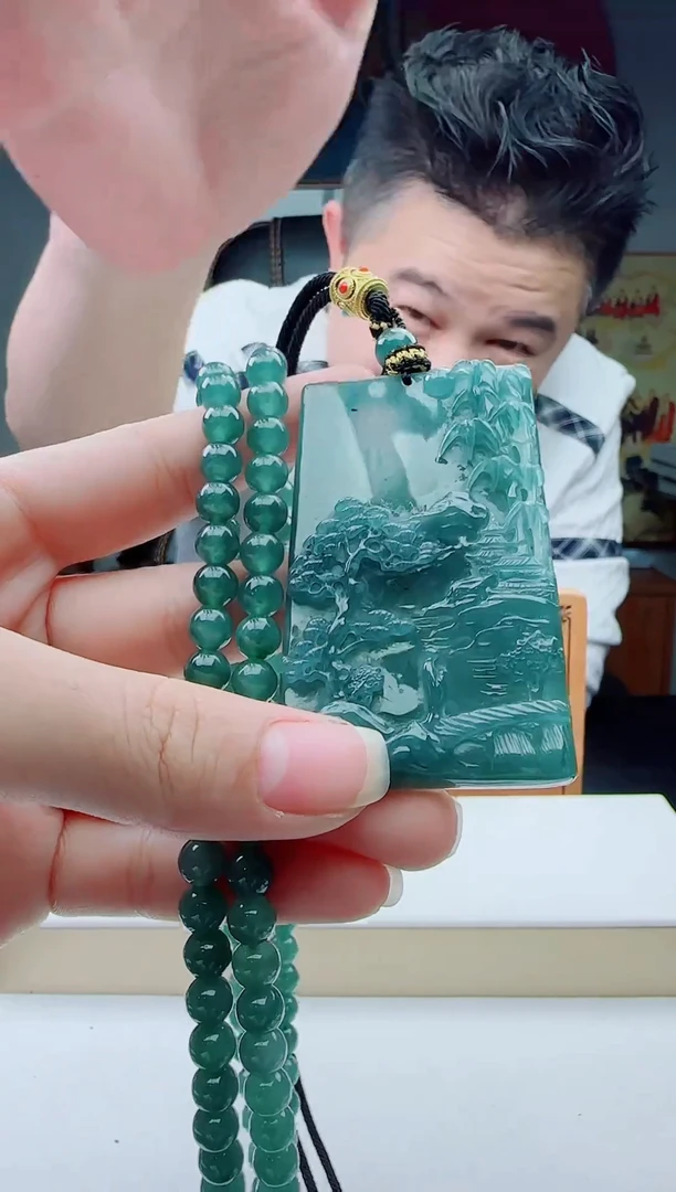 颈饰未镶嵌翡翠11111111