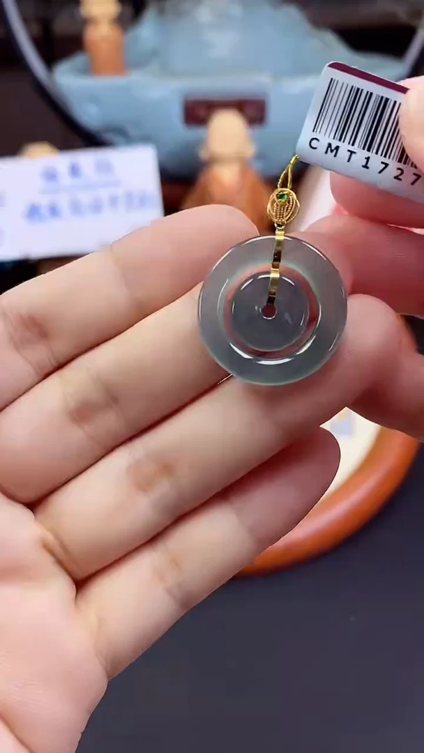 吊坠(不含链)18K金镶嵌翡翠子母扣多样性发其一@@CMT1727-1