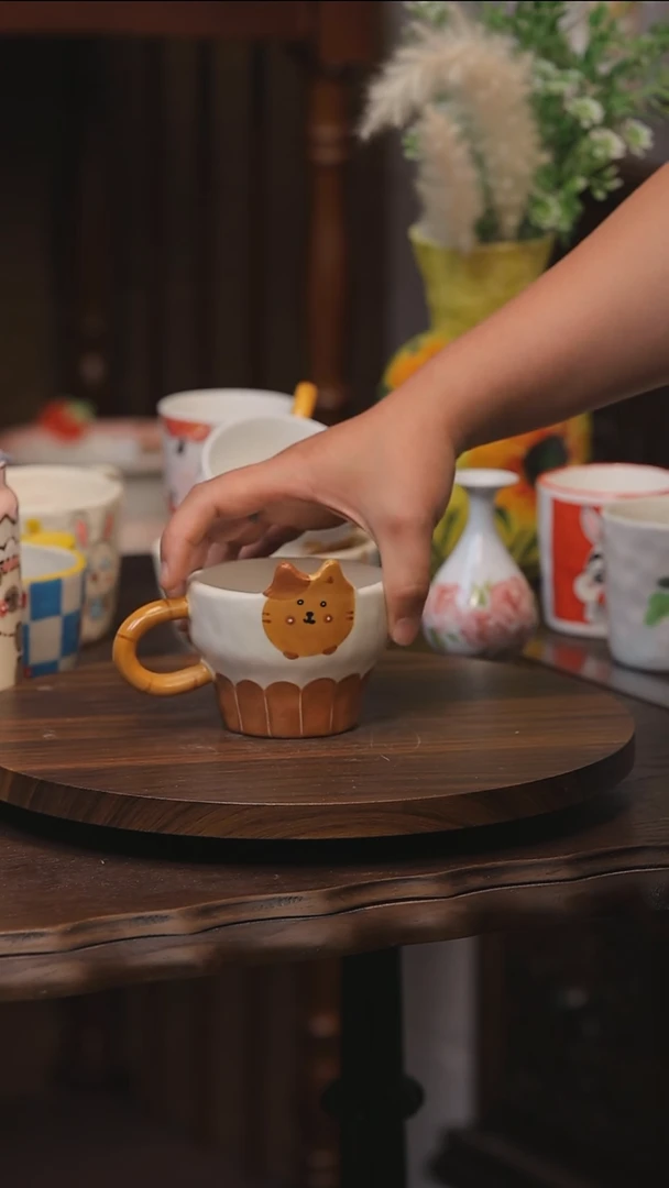 摆件景德镇釉下彩绘设计师款式陶瓷