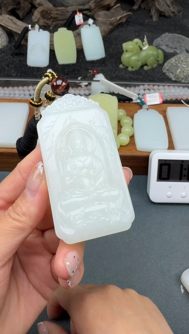 颈饰未镶嵌和田玉3