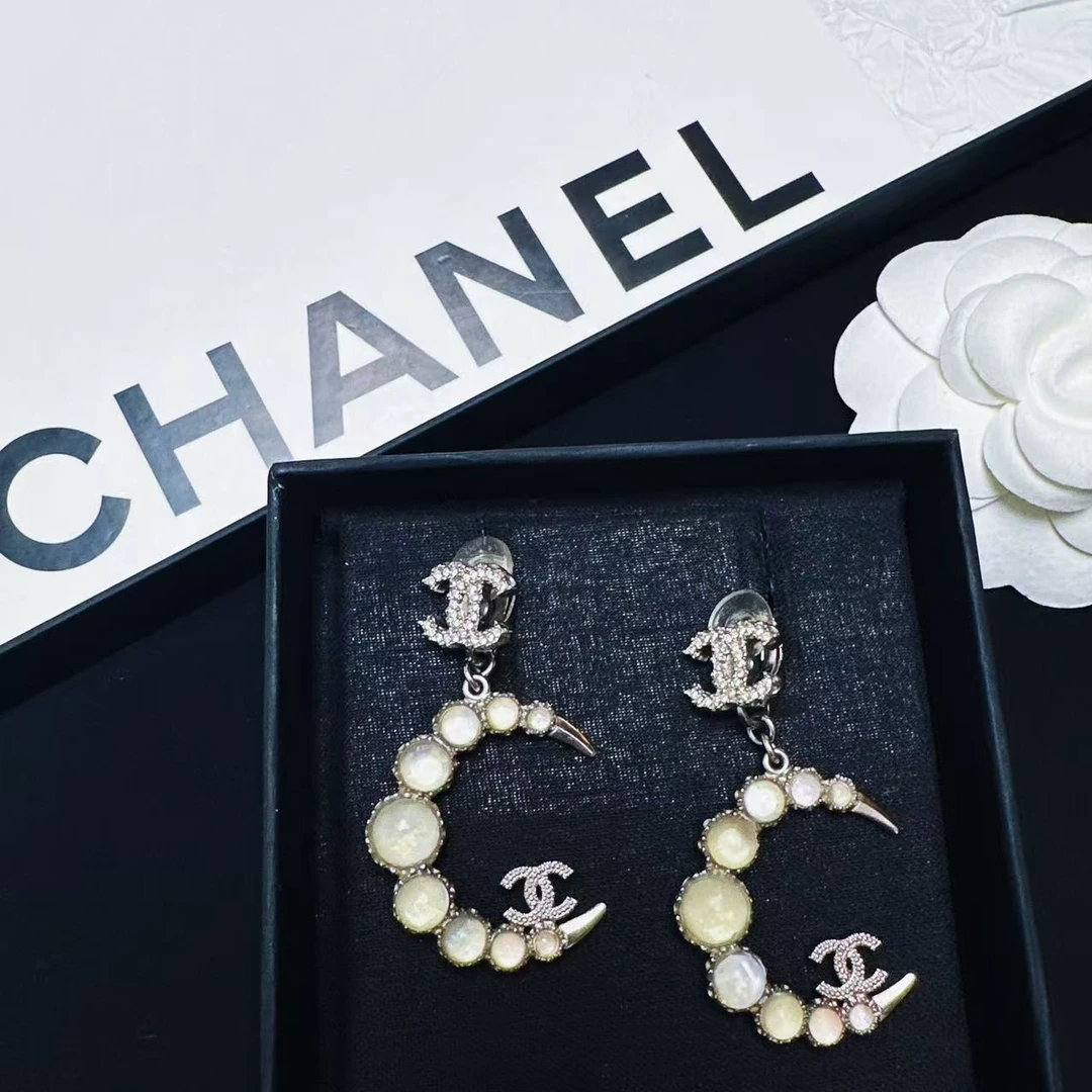 95新 Chanel/香奈儿 柚礼中古/香奈儿地控系列星月耳夹CC502007