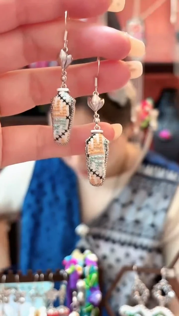 织绣云织谣民族风精美饰品   110