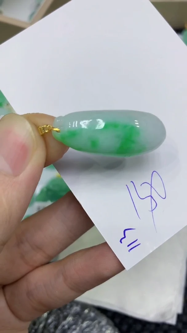 颈饰18K金镶嵌翡翠缅甸A货翡翠