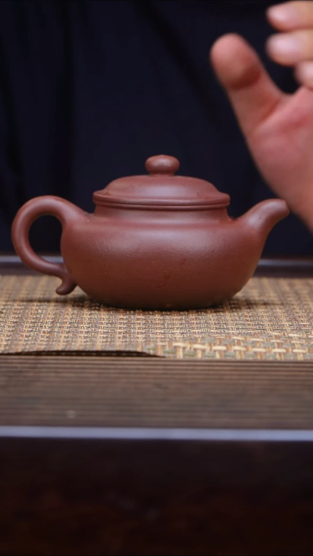 茶壶紫砂打*仔人太多电梯厅以后