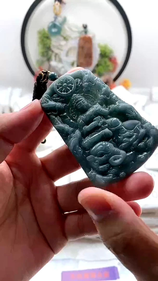 颈饰未镶嵌翡翠普贤