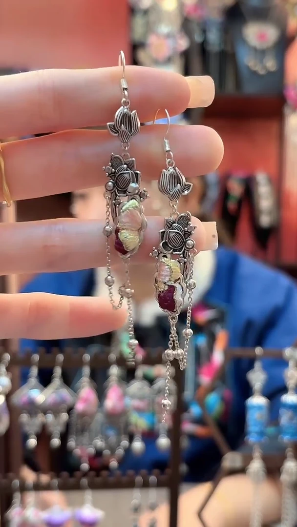 织绣 云织谣民族风精美饰品   184**