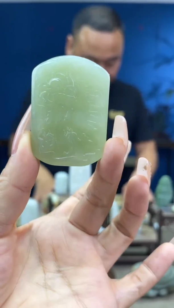 和田玉未镶嵌颈饰1