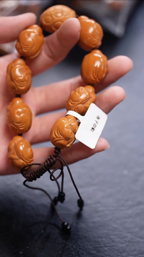 手串橄榄核莲子弥勒