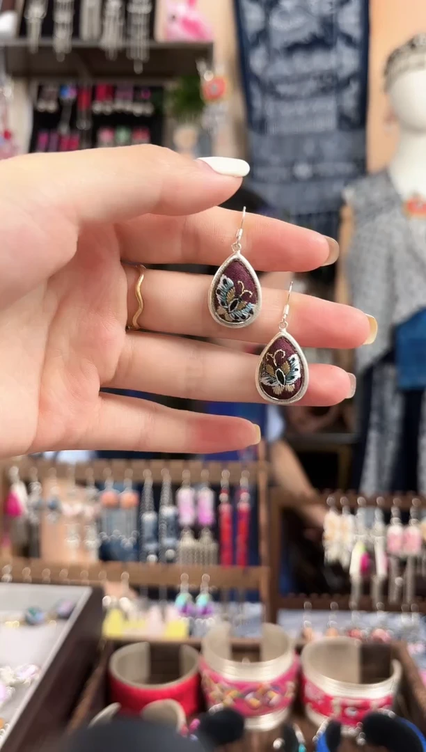 织绣民族风非遗老绣饰品536*