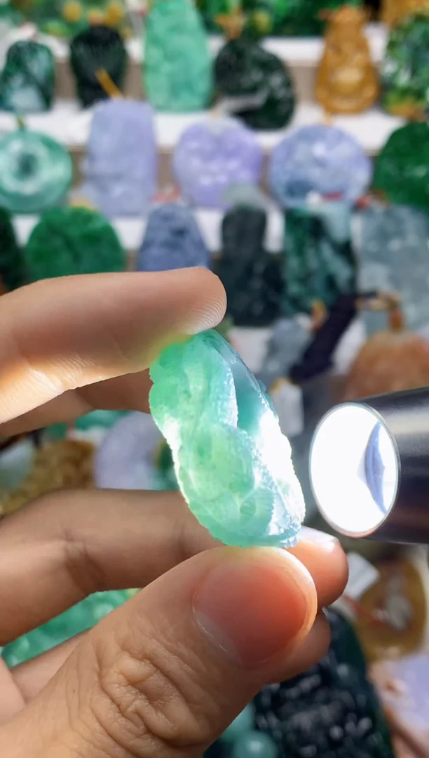 颈饰未镶嵌翡翠天然A货翡翠20.2圈口