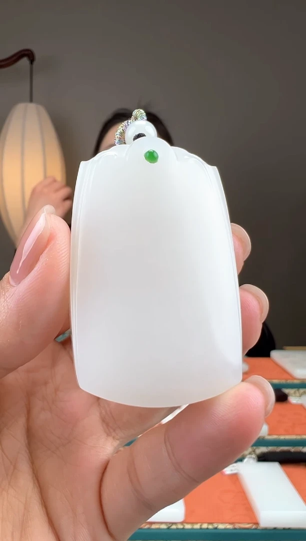 【闪购商品】和田玉颈饰未镶嵌1