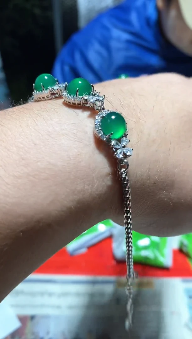 未镶嵌手链翡翠114