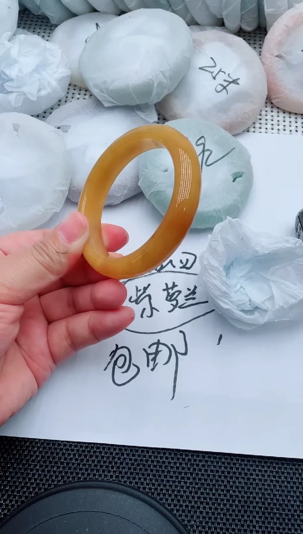 未镶嵌手镯石英质玉78-54-55