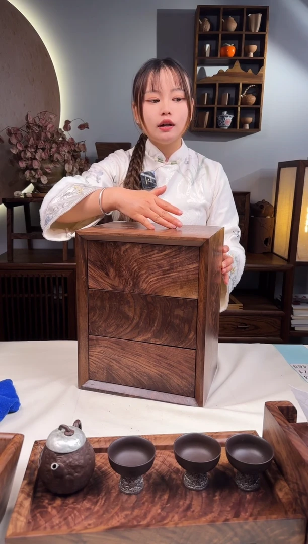 北美黑胡桃实木原木