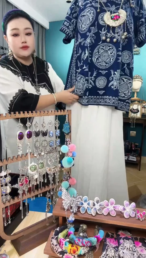 刺绣纯手工民族风刺绣衣服