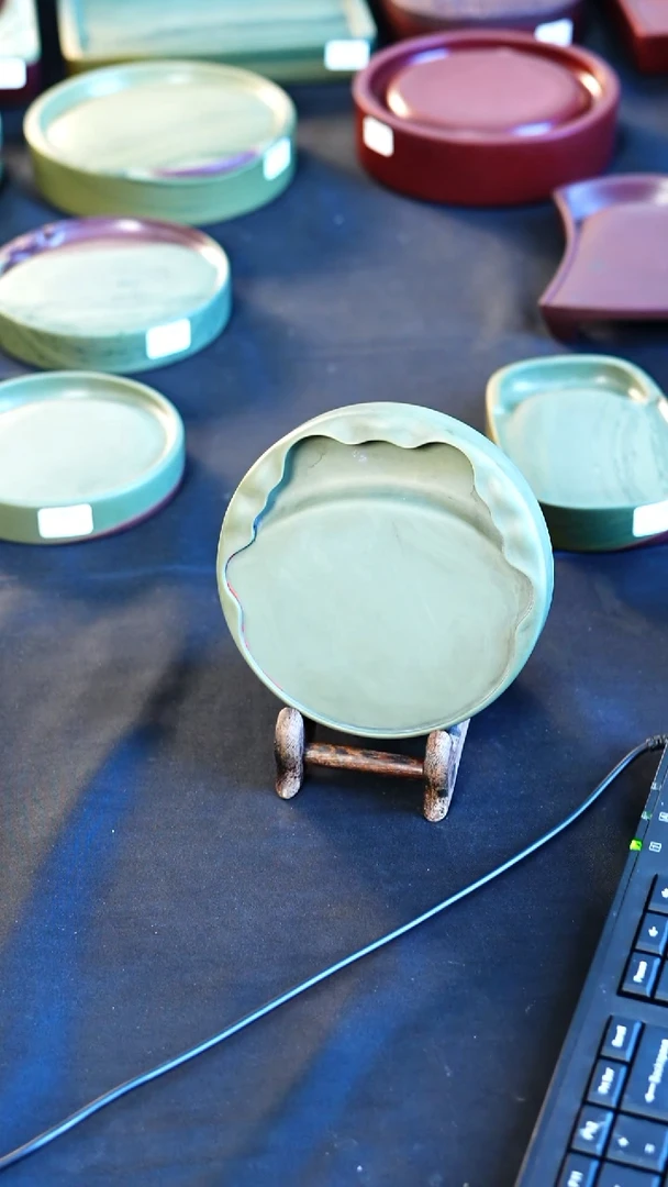 虢州砚--线上款【荷叶蝉形砚】