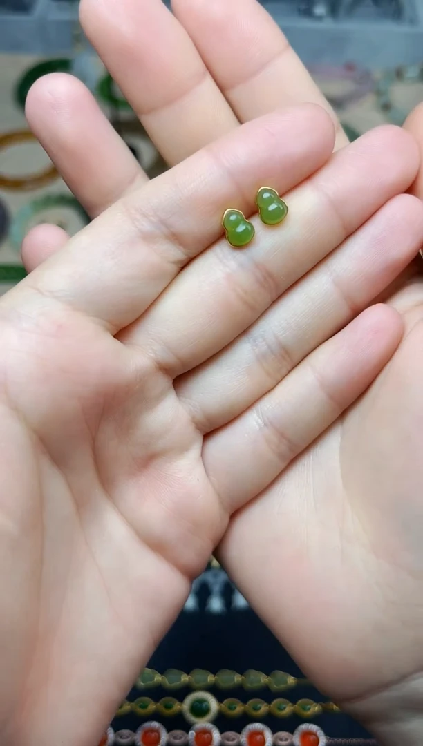 和田玉银S925镶嵌耳饰碧玉葫芦耳钉06