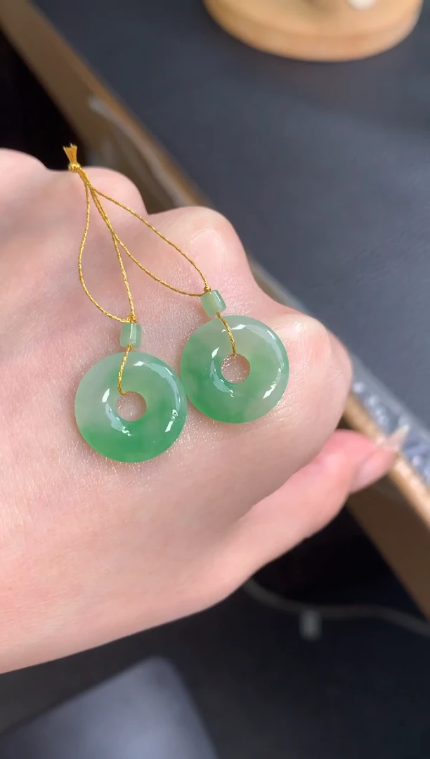 未镶嵌定制翡翠甜甜圈