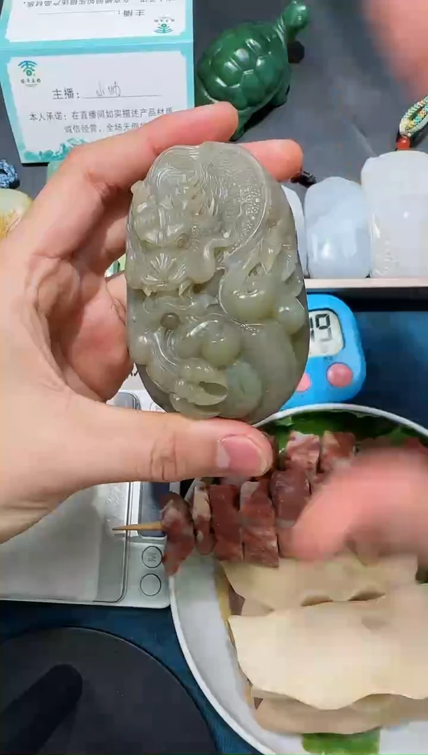 颈饰未镶嵌和田玉@****唐把件